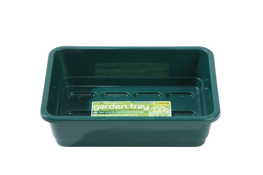 Plateau de jardin vert sans trous, vue intérieure rectangulaire