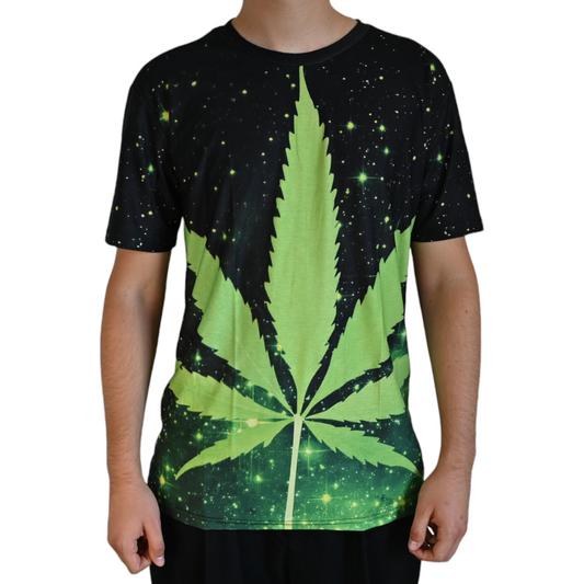 T-shirt noir motif cannabis vert galaxie, vue de face