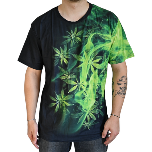T-shirt noir et vert avec motif de feuilles de cannabis devant, manches courtes