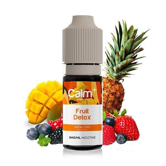 Flacon d’e-liquide Fruit Detox Calm+ CBD 0,5% avec nicotine, bouchon cannelé gris.