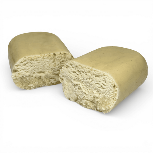 Résine CBD Casablanca 60%, morceaux beige clair, surface intérieure poudreuse.