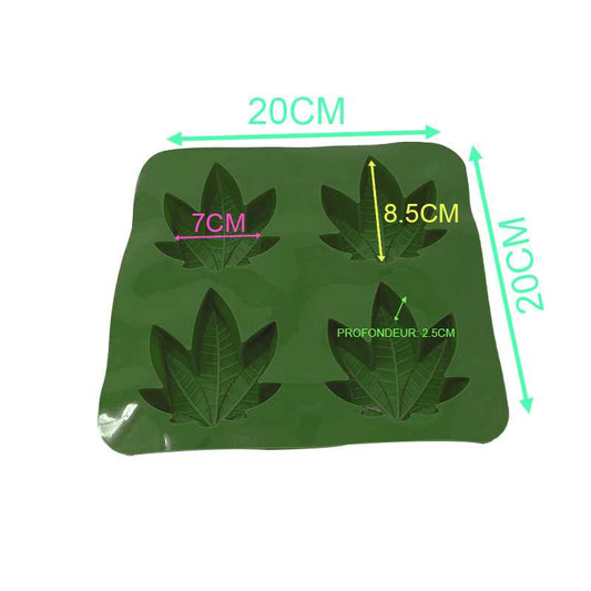 Moule alimentaire vert 20×20 cm, 4 empreintes feuilles, prof. 2,5 cm