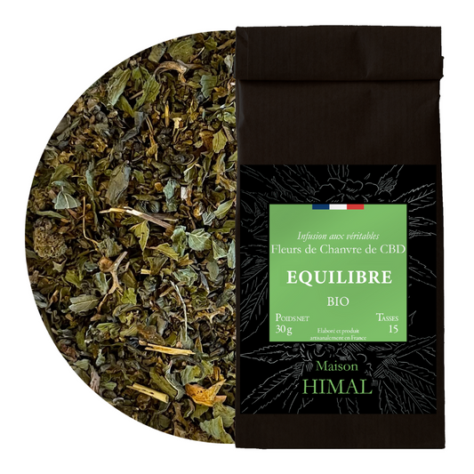 Tisane CBD bio Équilibre MAISON HIMAL, sachet et feuilles séchées vertes en vrac