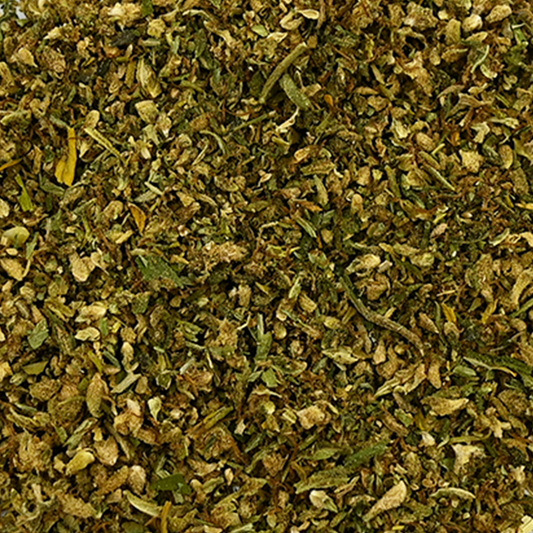 Trim CBD et CBG : herbe verte finement hachée, en petits morceaux
