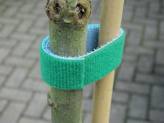 Attache auto-agrippante verte, ruban tissé pour fixer un tube