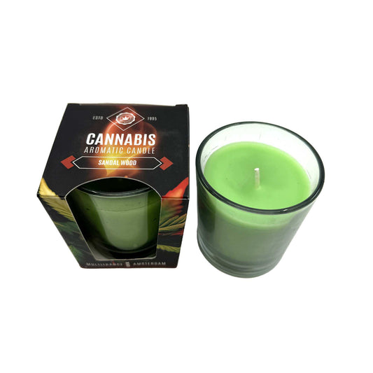 Bougie parfumée au cannabis, bougie verte dans verre avec boîte