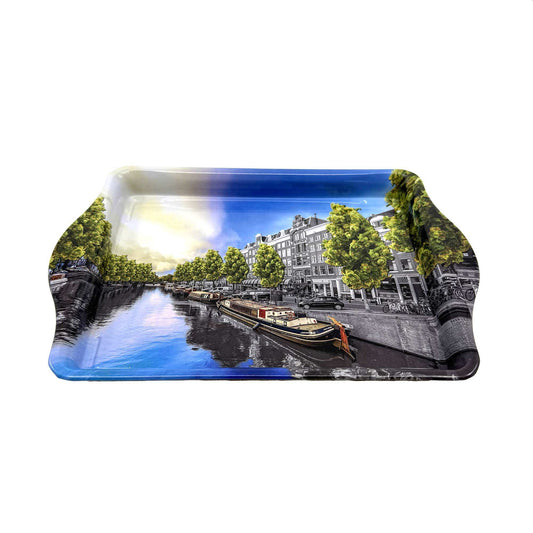 Foulard rectangulaire bleu à motif canal d’Amsterdam, bateau et immeubles verts.