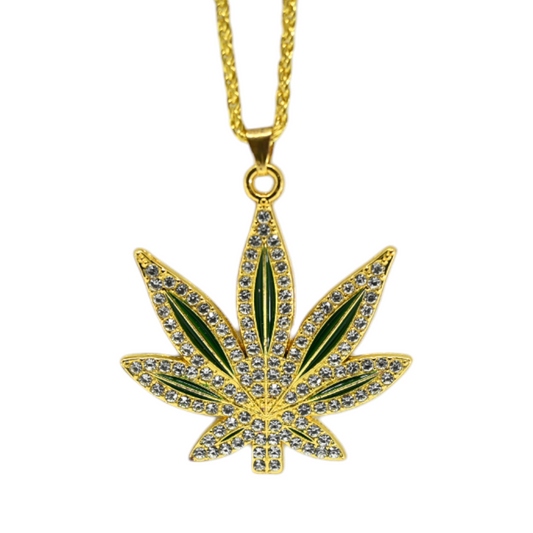 Collier feuille de cannabis dorée, grand pendentif émail vert et pierres scintillantes