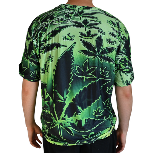 T-shirt vert à motif psychédélique cannabis, feuilles néon sur le dos.