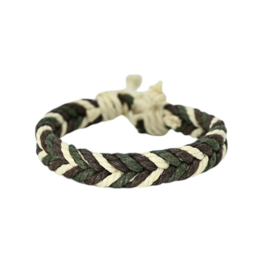 Bracelet en chanvre tressé ajustable, tresse vert foncé, beige et marron