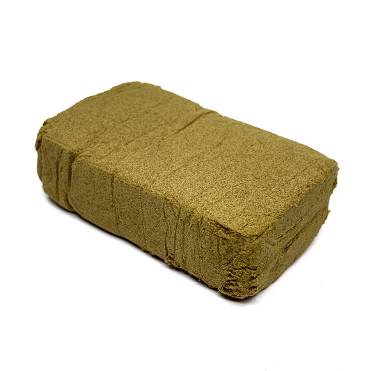 Résine CBD en bloc rectangulaire vert olive, texture friable