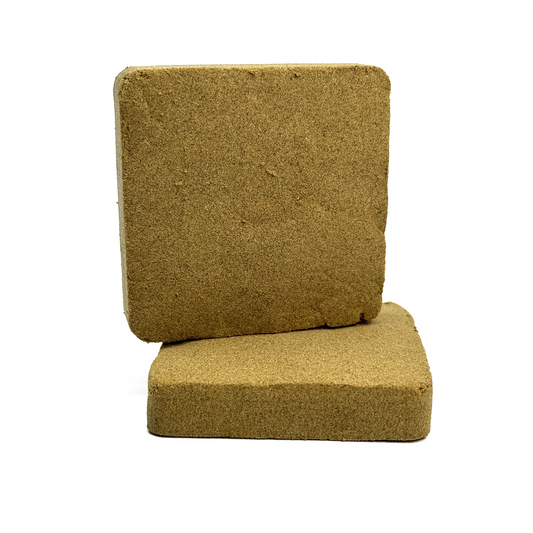 Résine CBD en deux blocs empilés brun-vert, texture mousseuse (25 g)
