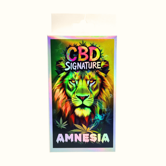 Sachet de fleur de CBD « CBD Signature » avec lion multicolore et « Amnesia ».
