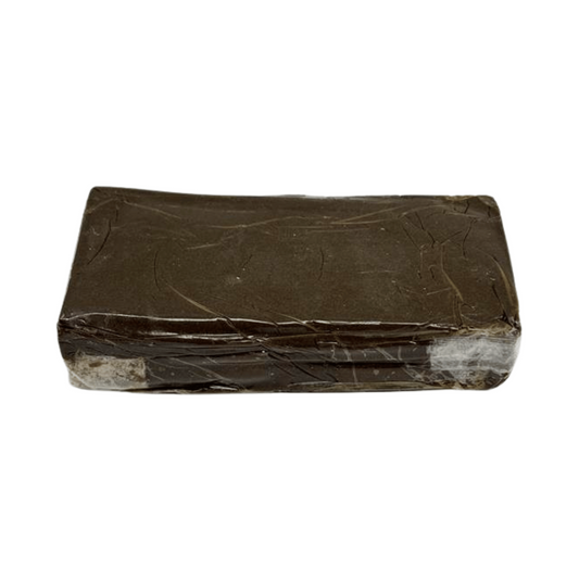 Résine CBD bloc rectangulaire, brun foncé, emballage plastique transparent