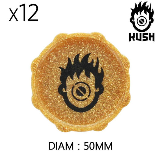 Grinder en chanvre 50 mm, vue dessus, motif flamme noir sur couvercle ambré.