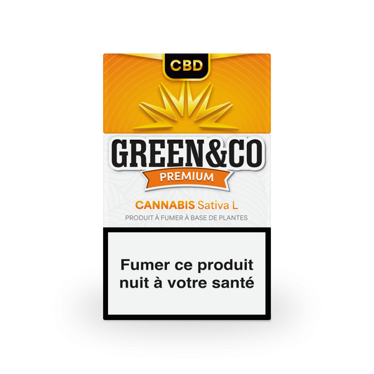 Boîte de cigarettes CBD Green&Co Premium, emballage orange et blanc rectangulaire.