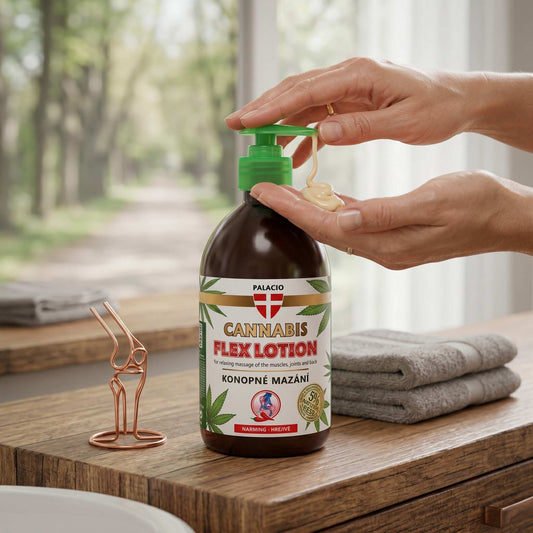 Lotion chauffante Palacio au chanvre avec pompe, flacon brun sur table, bouchon vert