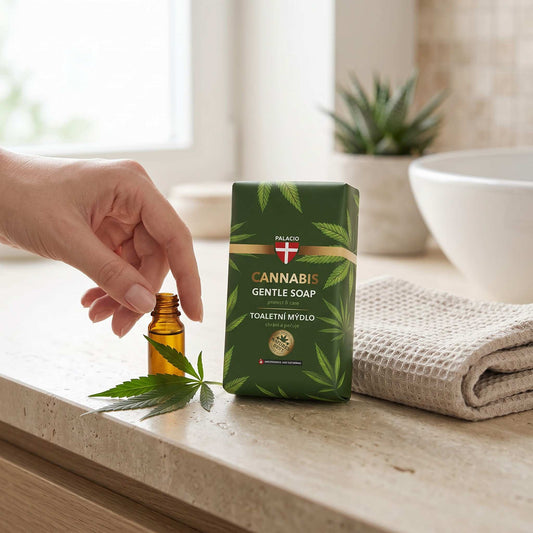 Savon de toilette au chanvre emballé, bloc vert, étiquette Cannabis et Palacio
