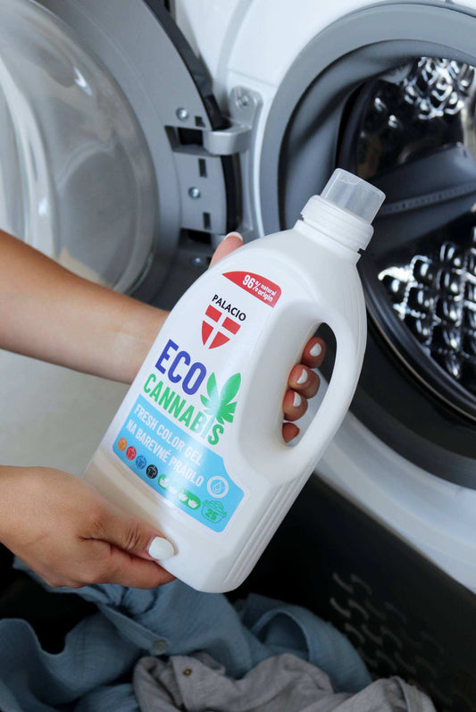 Flacon de gel lessive EcoCannabis Palacio, couleurs & linge foncé, 1,5 L