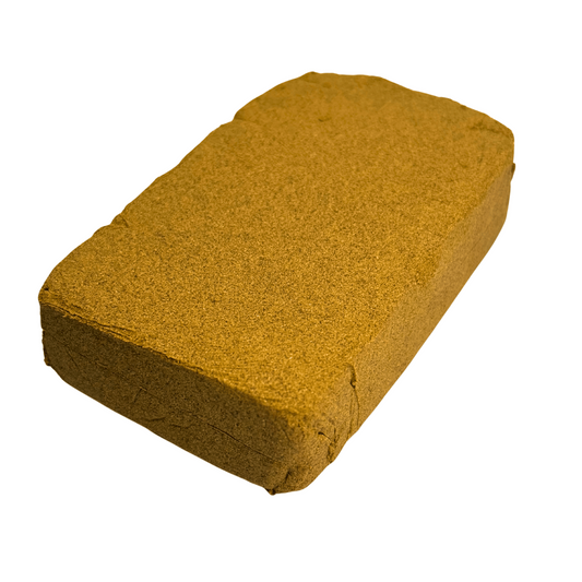 Bloc de résine CBD dorée, forme rectangulaire compacte